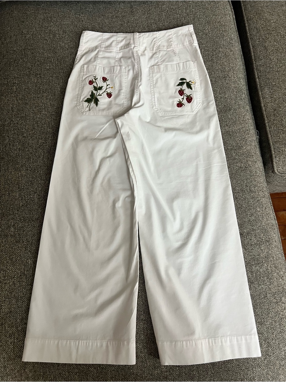 Maeve White Wide-Leg High-Rise Jeans with Patch Pockets - Picture 2 of 7